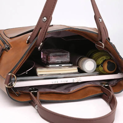 Dagmar | Dual Pocket Leather Tote