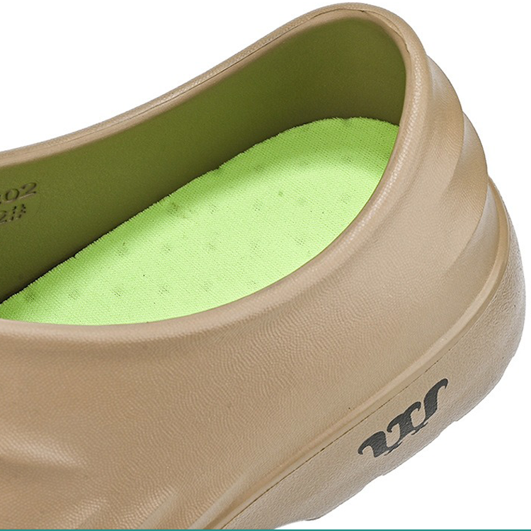 Mason | All-Day Comfort Clogs