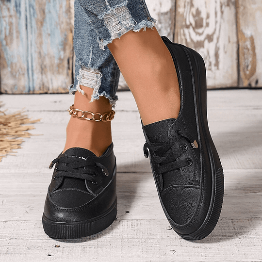 Liora | Everyday Sneakers