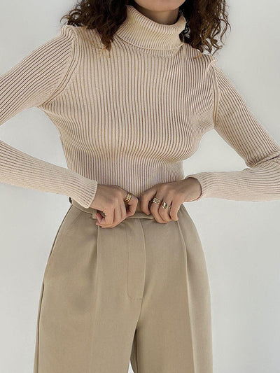 Jolene | Winter Turtleneck
