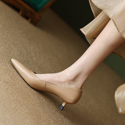 Fabienne | Sleek Kitten Heels