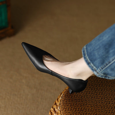 Fabienne | Sleek Kitten Heels