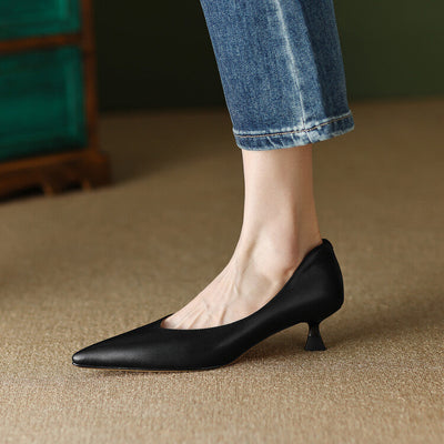 Fabienne | Sleek Kitten Heels