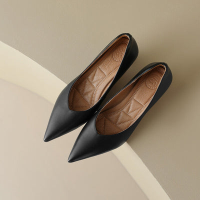 Fabienne | Sleek Kitten Heels