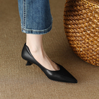 Fabienne | Sleek Kitten Heels