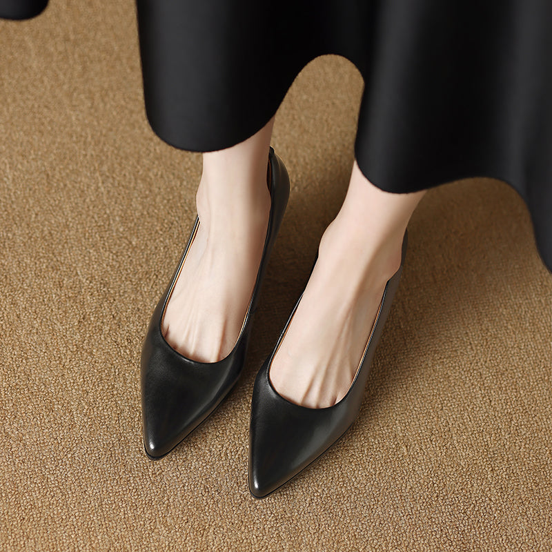 Frederikke | Classic Block Heel Pumps
