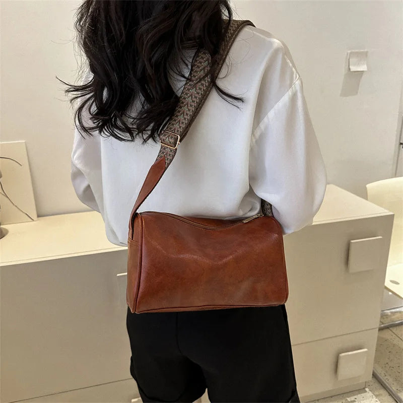Ingrid | Classic Brown Leather Shoulder Bag