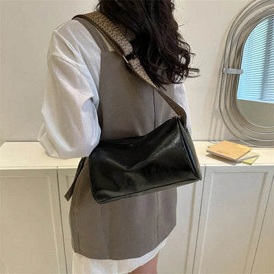 Ingrid | Classic Brown Leather Shoulder Bag