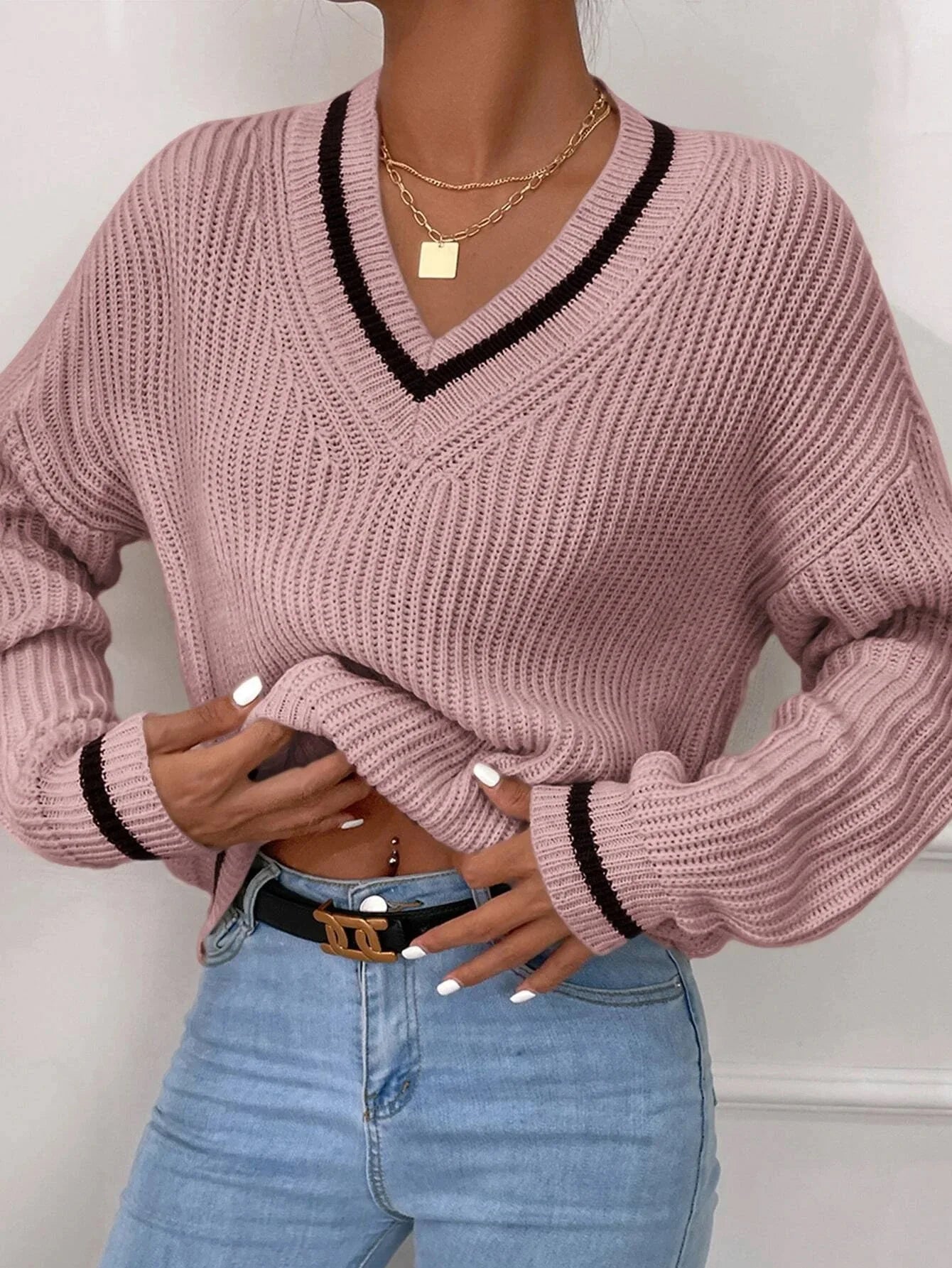 Blakely | V-Neck Knit Sweater