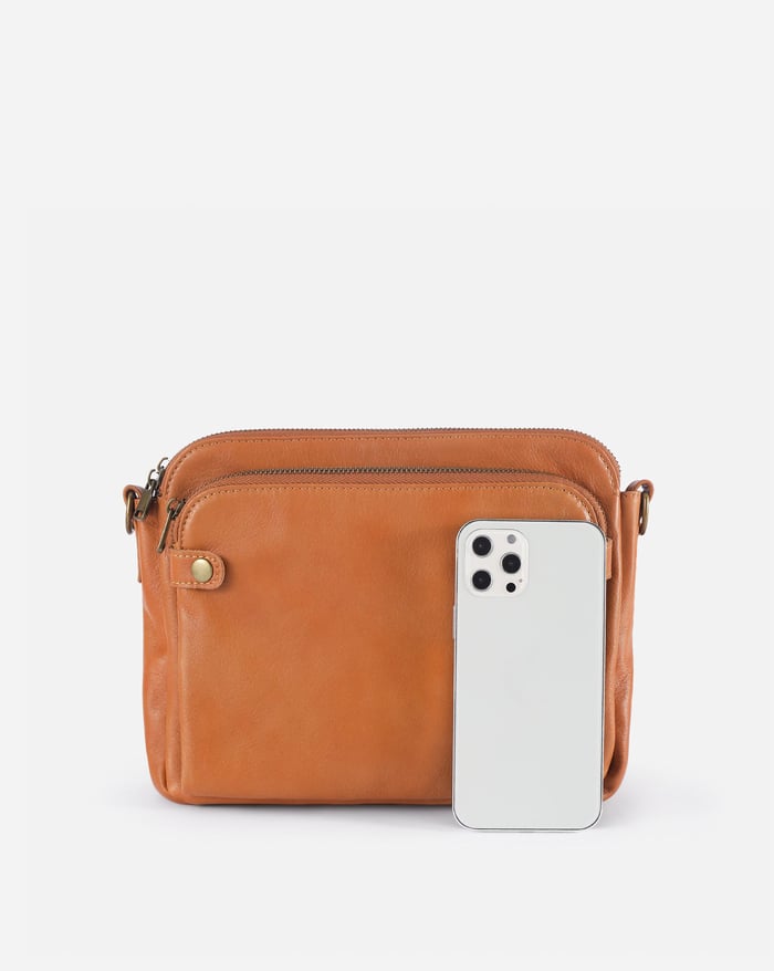 Clara | Vintage Brown Shoulder Bag