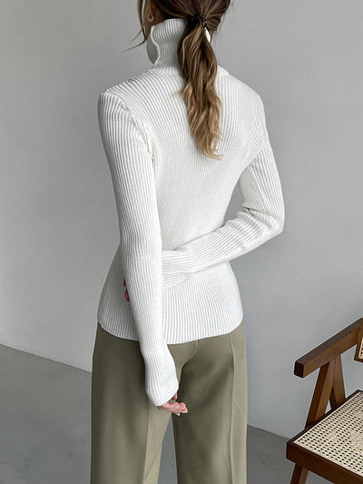 Jolene | Winter Turtleneck
