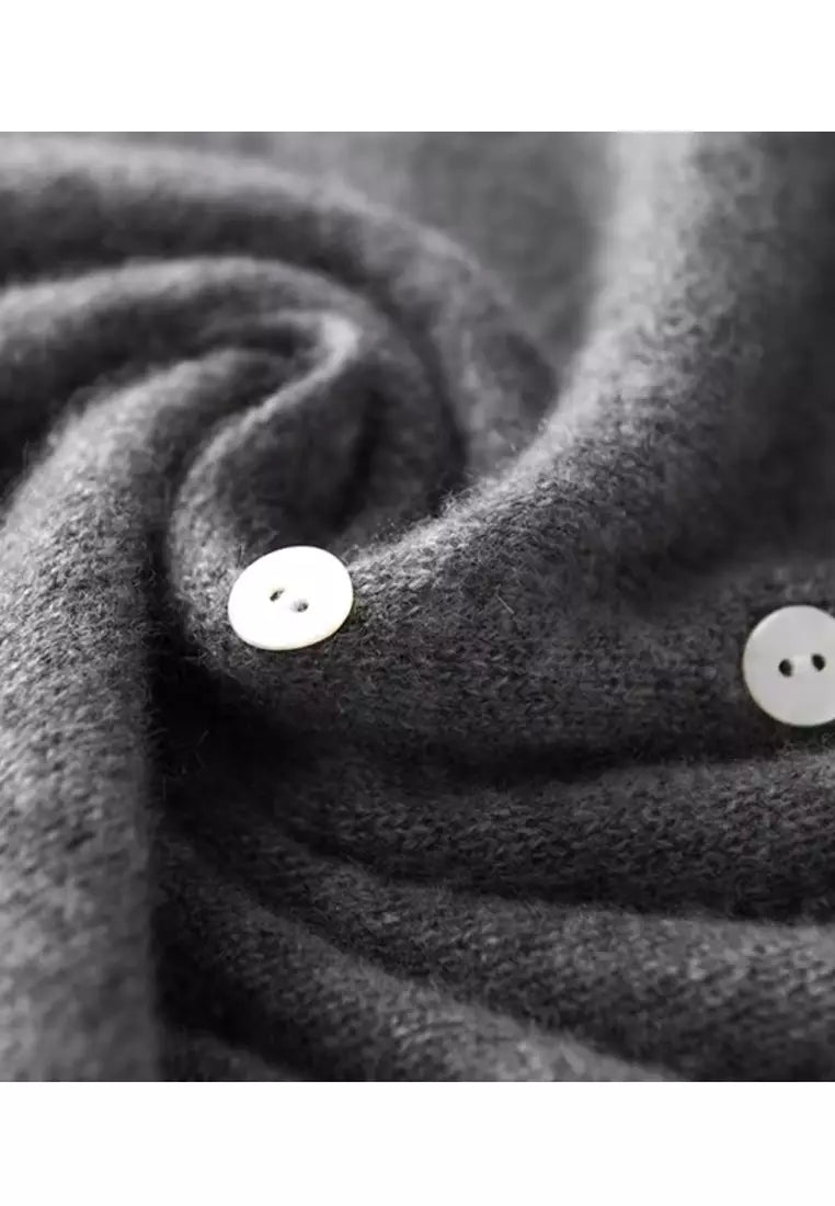 Chloe | Classic Button-Down Cardigan